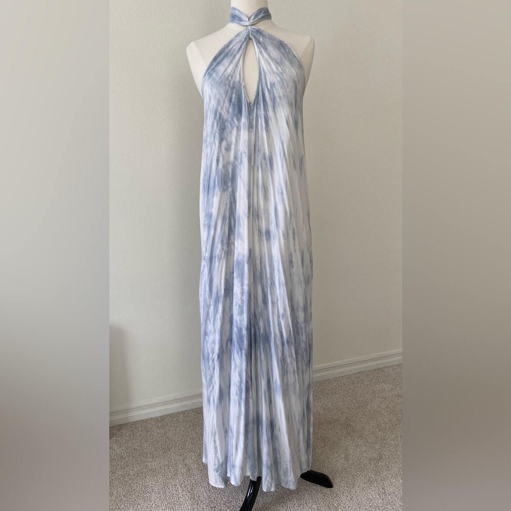 Women’s Billabong Halter Maxi Dress in Blue/ White Tie Dye, Sz. S/P
